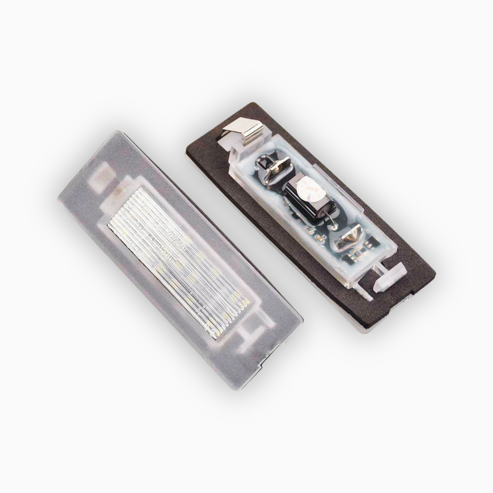 PLAFONIERE LUCI TARGA LED CANBUS FIAT PANDA 169 E 312 COMPATIBILI OE